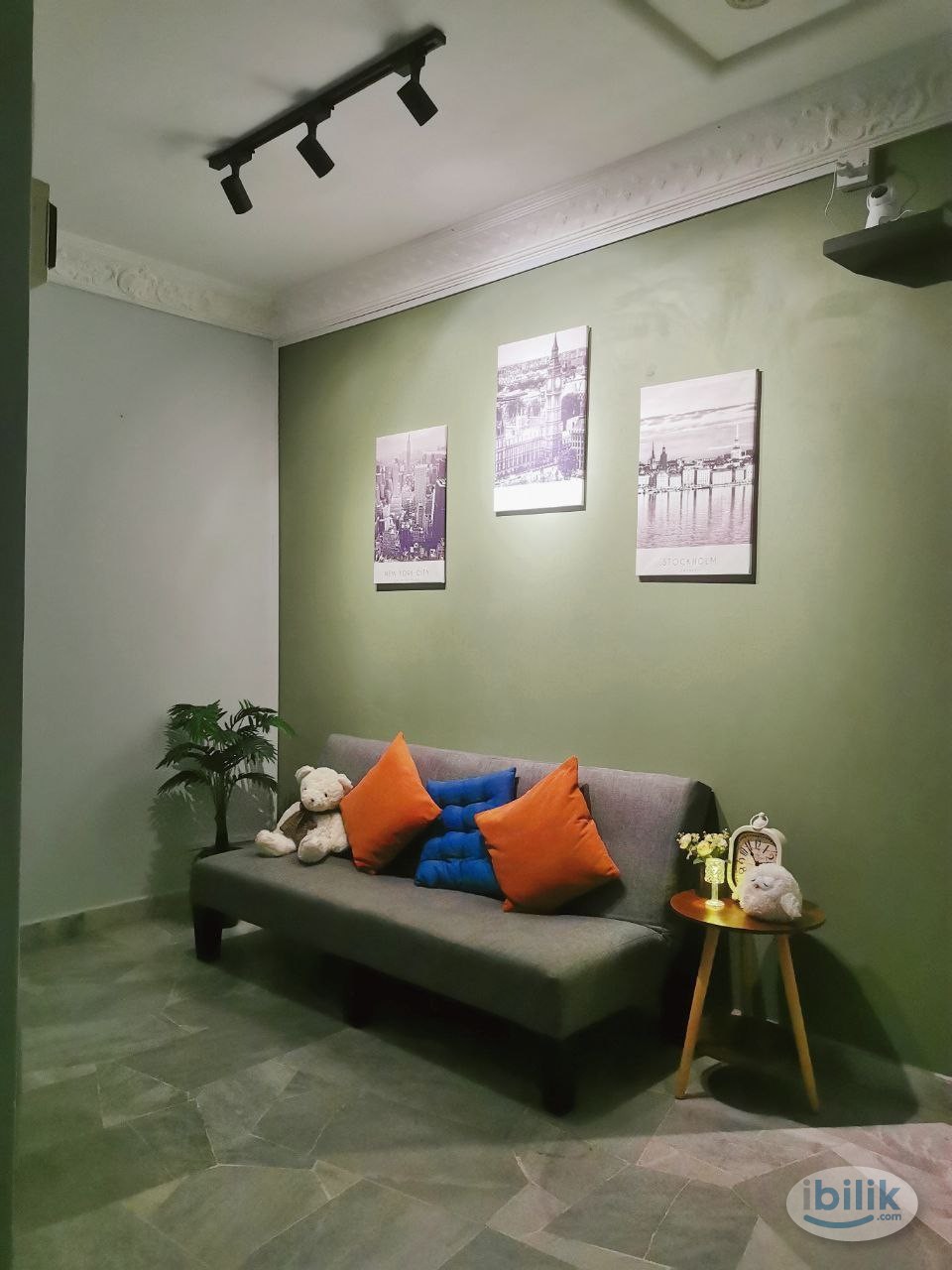 [Female Unit] Single Medium Room @ Bandar Kinrara 4, Puchong - Image 3