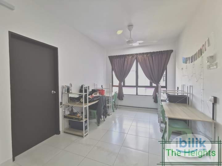Master Room at The Heights Residence @ Taman Muzaffar Heights, Ayer Keroh - Image 3