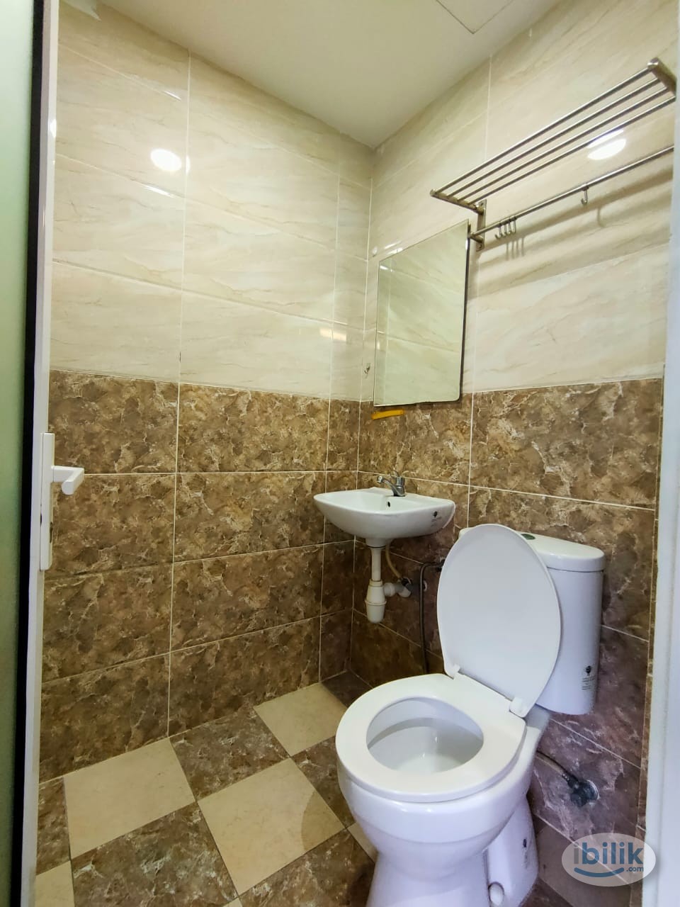 Raya Promo 🕌  Room for Rent + Private Toilet near Setia Jaya KTM - Image 3