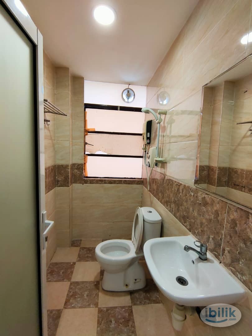 Syawal Promo 🕌 Study at Sunway University ❓ Room for Rent + Private Toilet at Bandar Sunway - Image 3