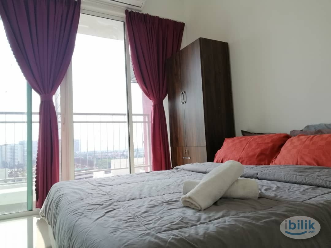 Private Middle Room at Pacific Place, Ara Damansara - Image 5