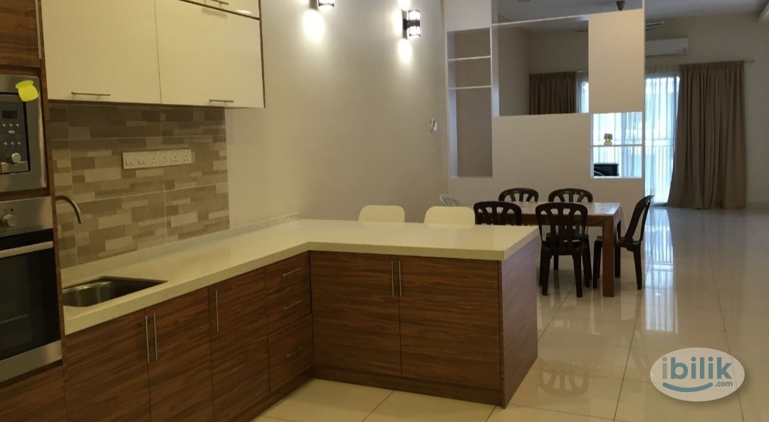 Only Malay/Chinese master bedroom at Damansara intan - Image 2