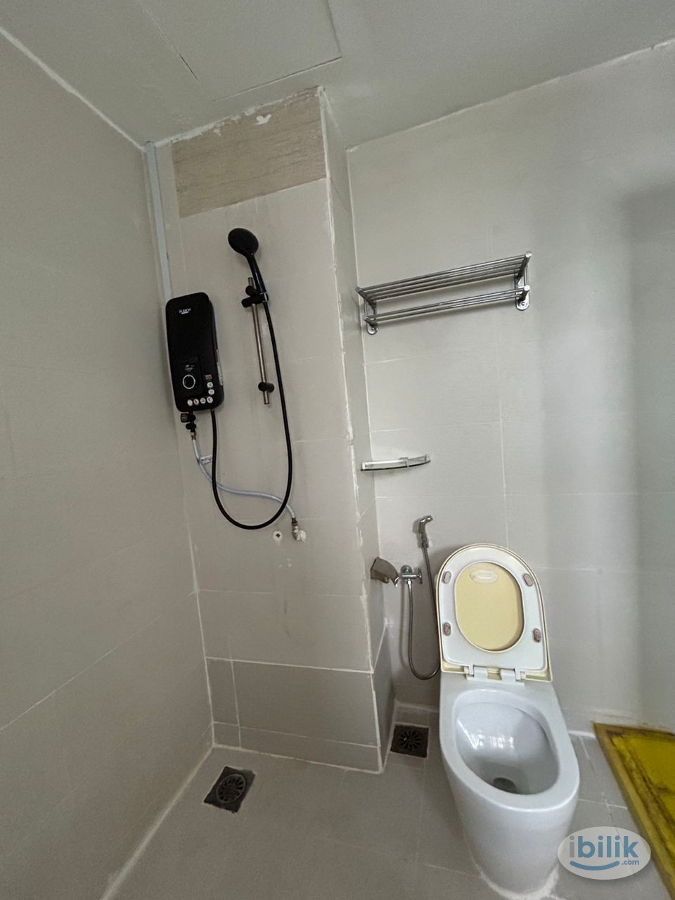 🚉 5 MINS TO PASAR SENI🚉| MASTER ROOM WITH PRIVATE TOILET🌟 | ZERO DEPOSIT 🔥 - Image 2