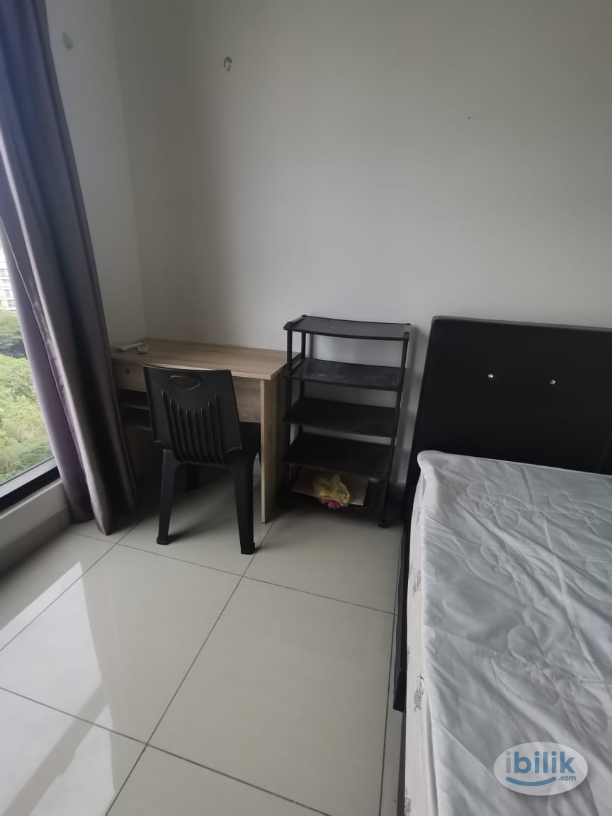 🏠🏘️⭐🏘️[Big space + 🪟 Window Room] 🏠⭐🏠Middle Room at Glomac Centro, Bandar Utama⭐🏠 - Image 2