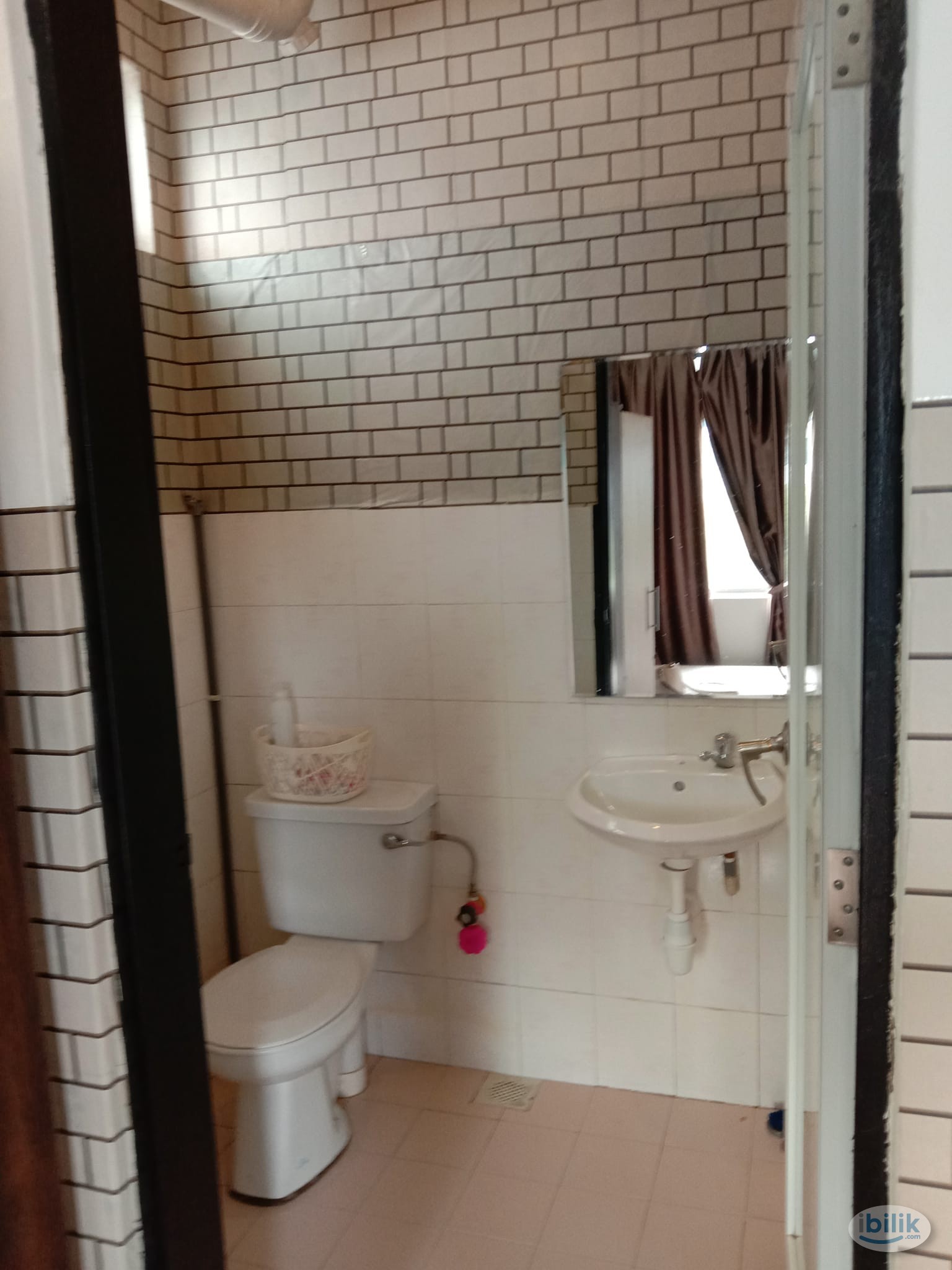 Master Room for Male at Cheng, Melaka Tengah - Image 1