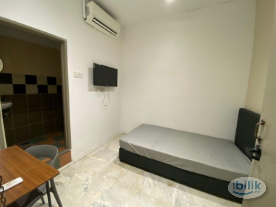 Attached Bathroom at Casavilla Hotel SS3, Petaling Jaya, LRT Taman Paramount, Taman University, SK Sri Kelana,SS3 MBPJ M - Image 2