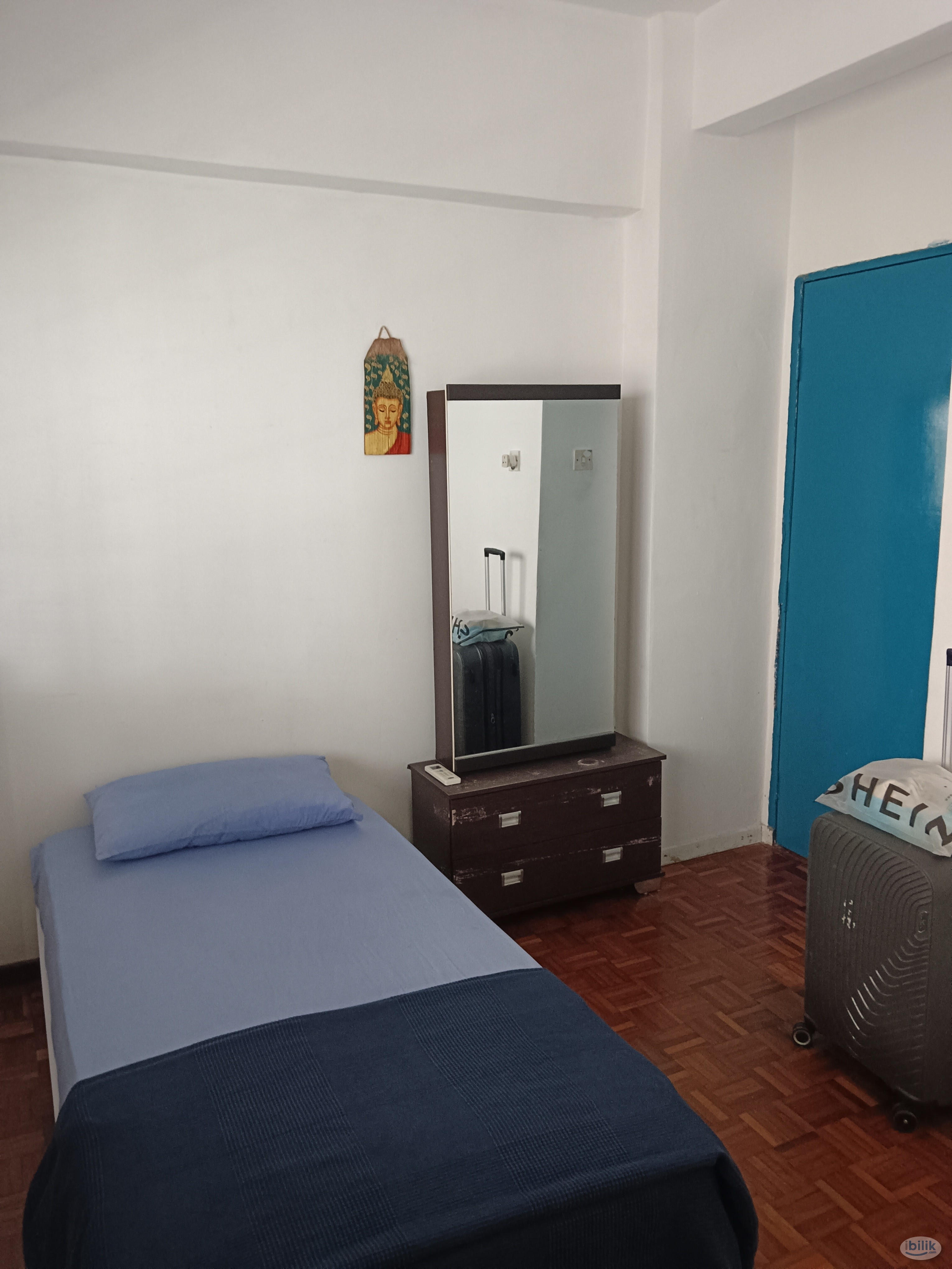 Single Room at Le Chateau 2 for Female | Low Deposit | Peaceful green area near Alice Smith IS  - Image 1
