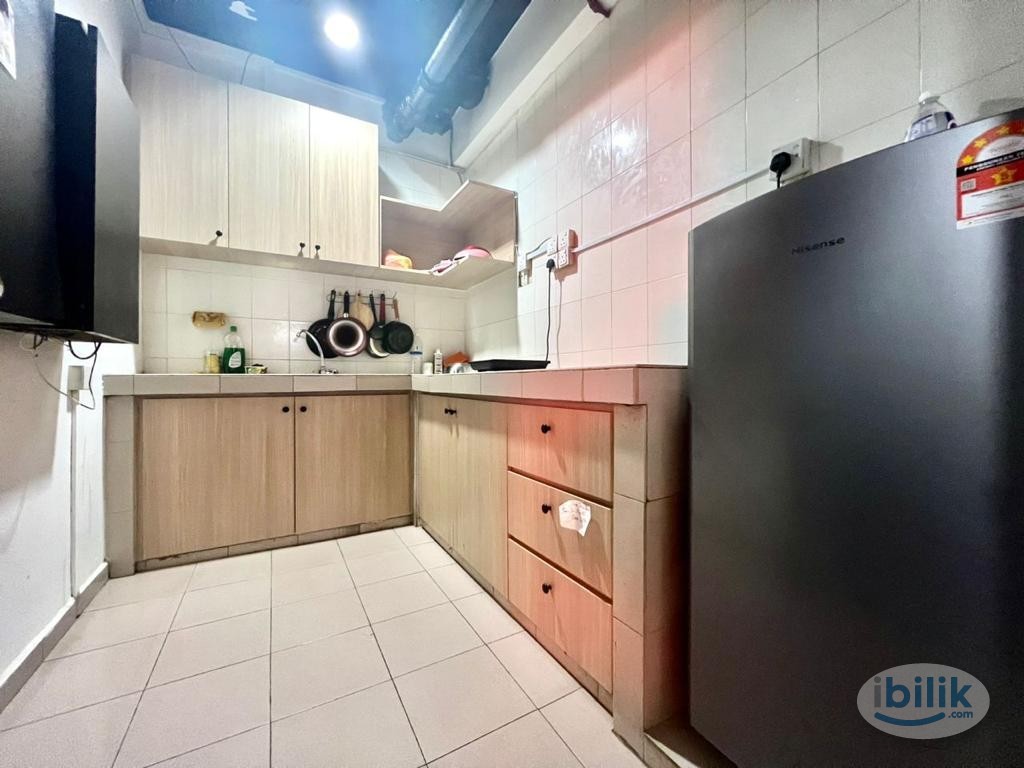 📍PELANGI MASTER ROOM FOR RENT 💰LOW DEPOSIT 💰NO AGENT FEES📍TAMAN PELANGI JB - Image 5