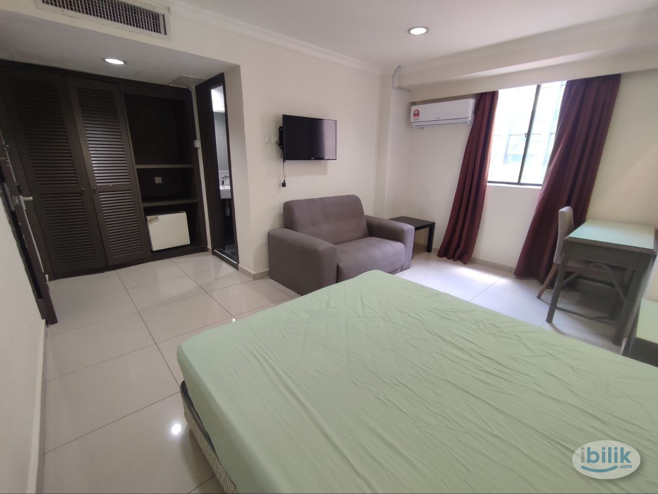 [Corona Inn] Available Queen Master Room with Private Bathroom 🚽 at Bukit Bintang, KL City Centre Near Sungei Wang Plaza - Image 2
