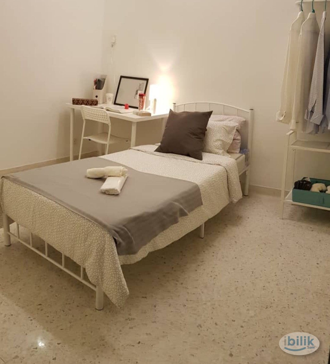 Only for good friendly tenant middle room - Image 1
