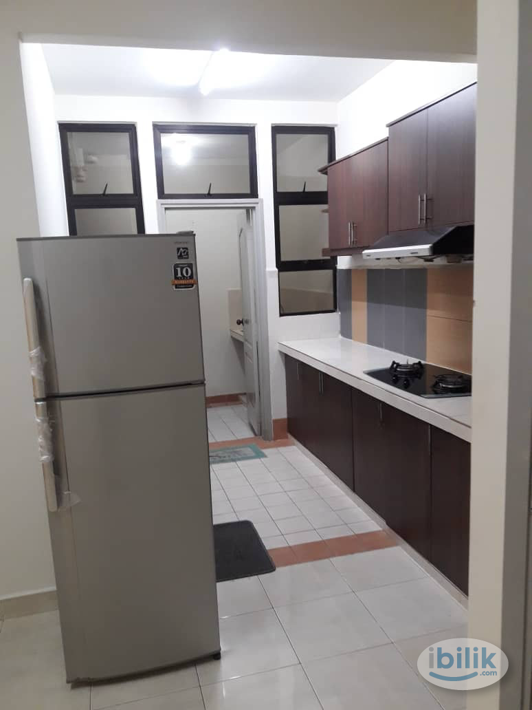 MIDDLE ROOM AVAILABLE - Image 2