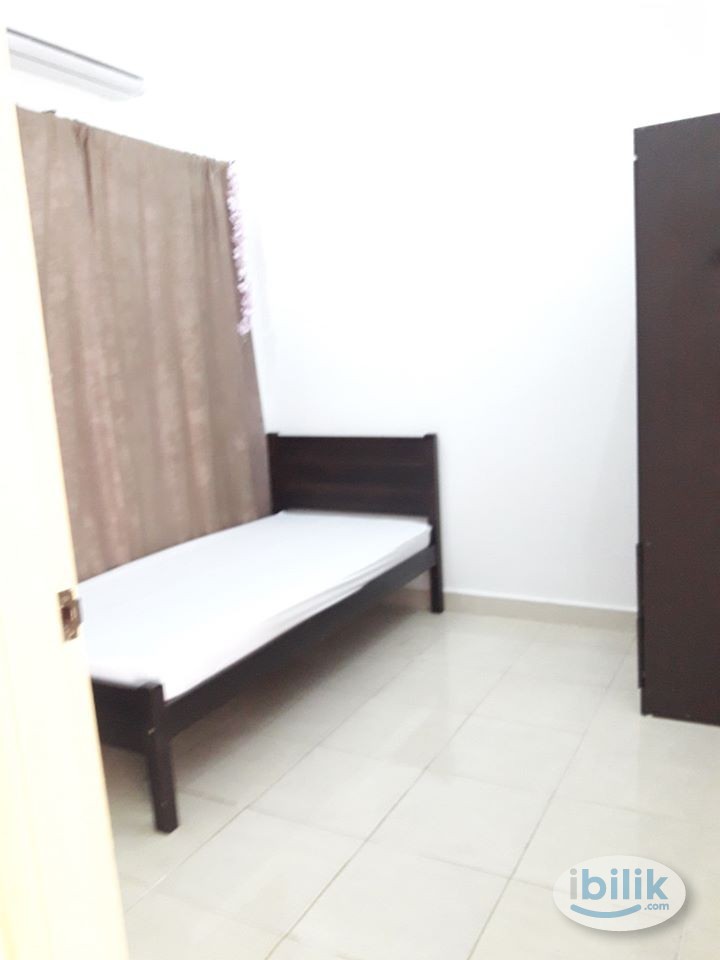 single room available at pelangi utama - Image 3