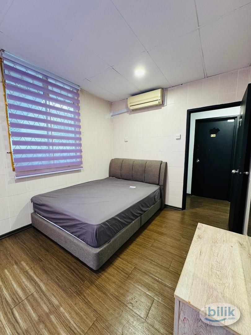 📍CENTURY GARDEN JB ROOM FOR RENT💰LOW DEPOSIT💰Master Room at Taman Century Garden Johor Bahru, Johor - Image 2