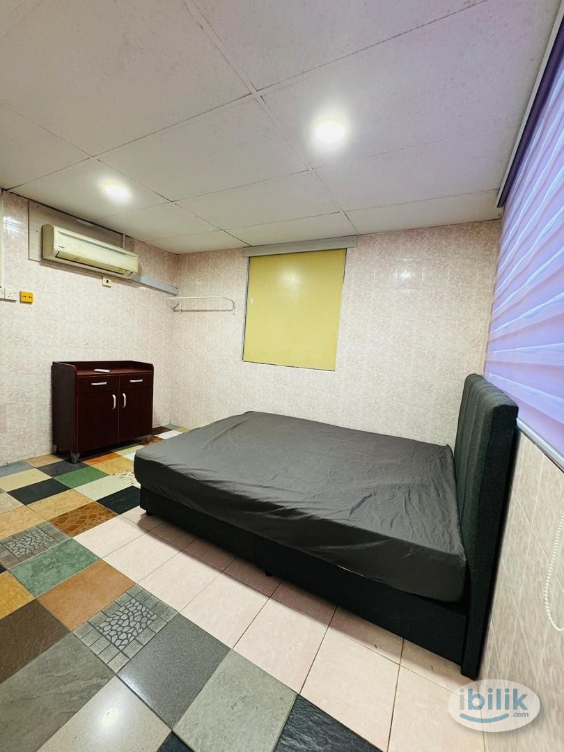 📍KSL JB MASTER ROOM FOR RENT 💰LOW DEPOSIT💰Master Room opposite holiday plaza @ Taman century garden Johor Bahru, Johor - Image 3