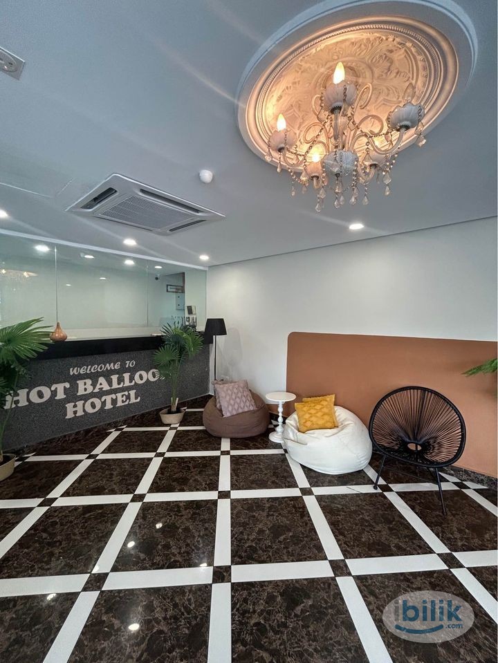 Free Deposit ❗ Master Room attach Private Toilet Available near Seksyen 7 - Image 4