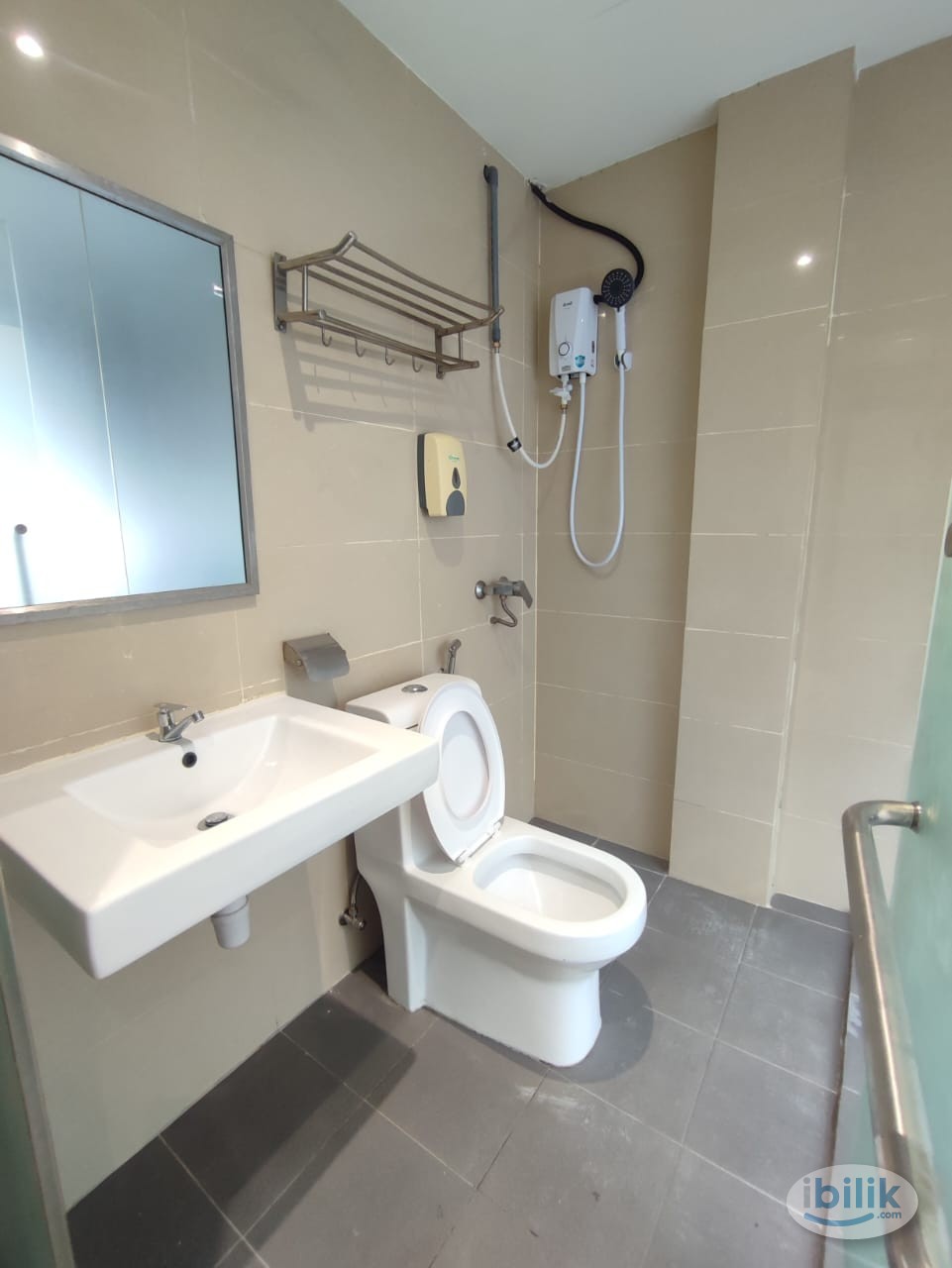 [Ocean Seventy Seven] Zero Deposit Offer ‼ Available Single Room at Masjid Jamek, KL City Centre - Image 3
