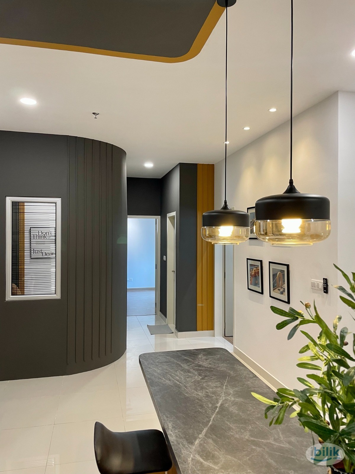 WALKABLKE MRT MALE only  unit room rental- DIRECT OWNER - Image 1