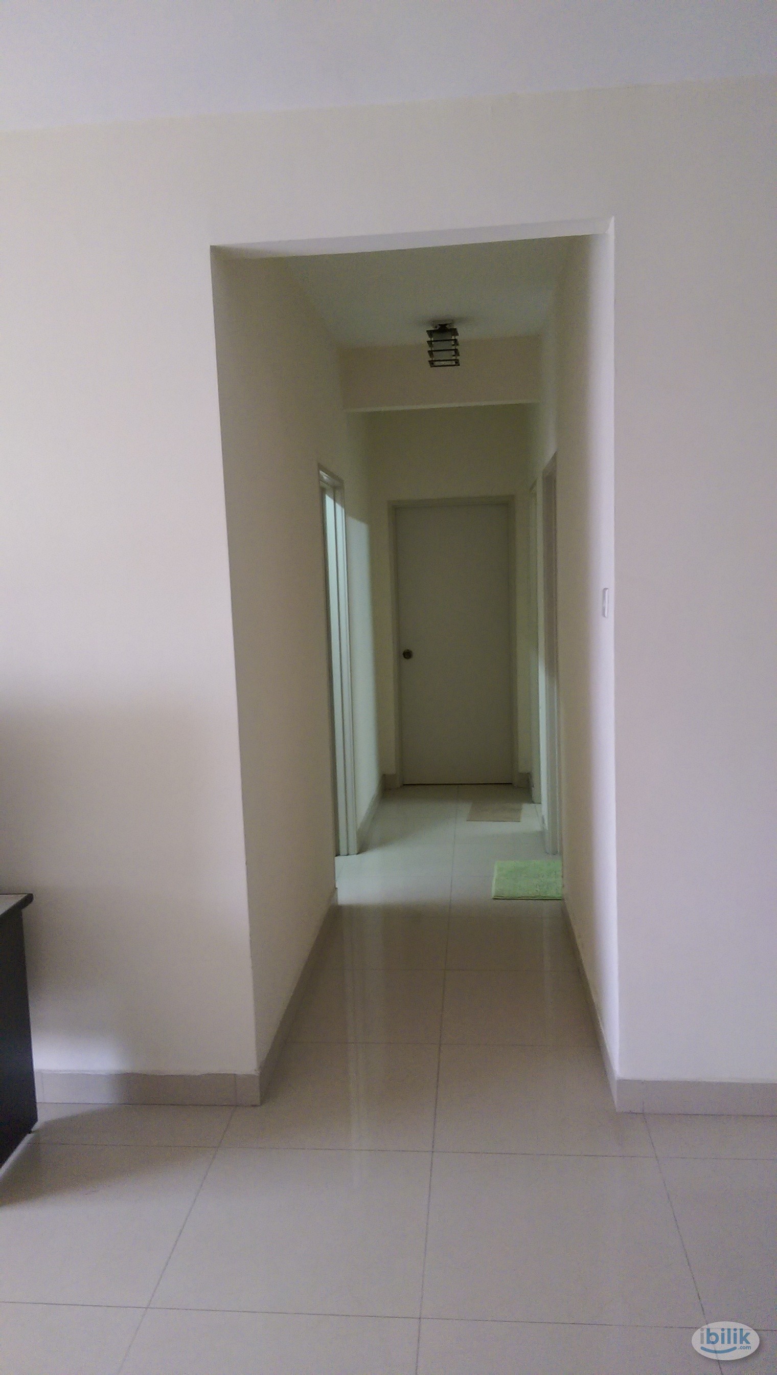 Single Room at Kinrara Mas - Image 3
