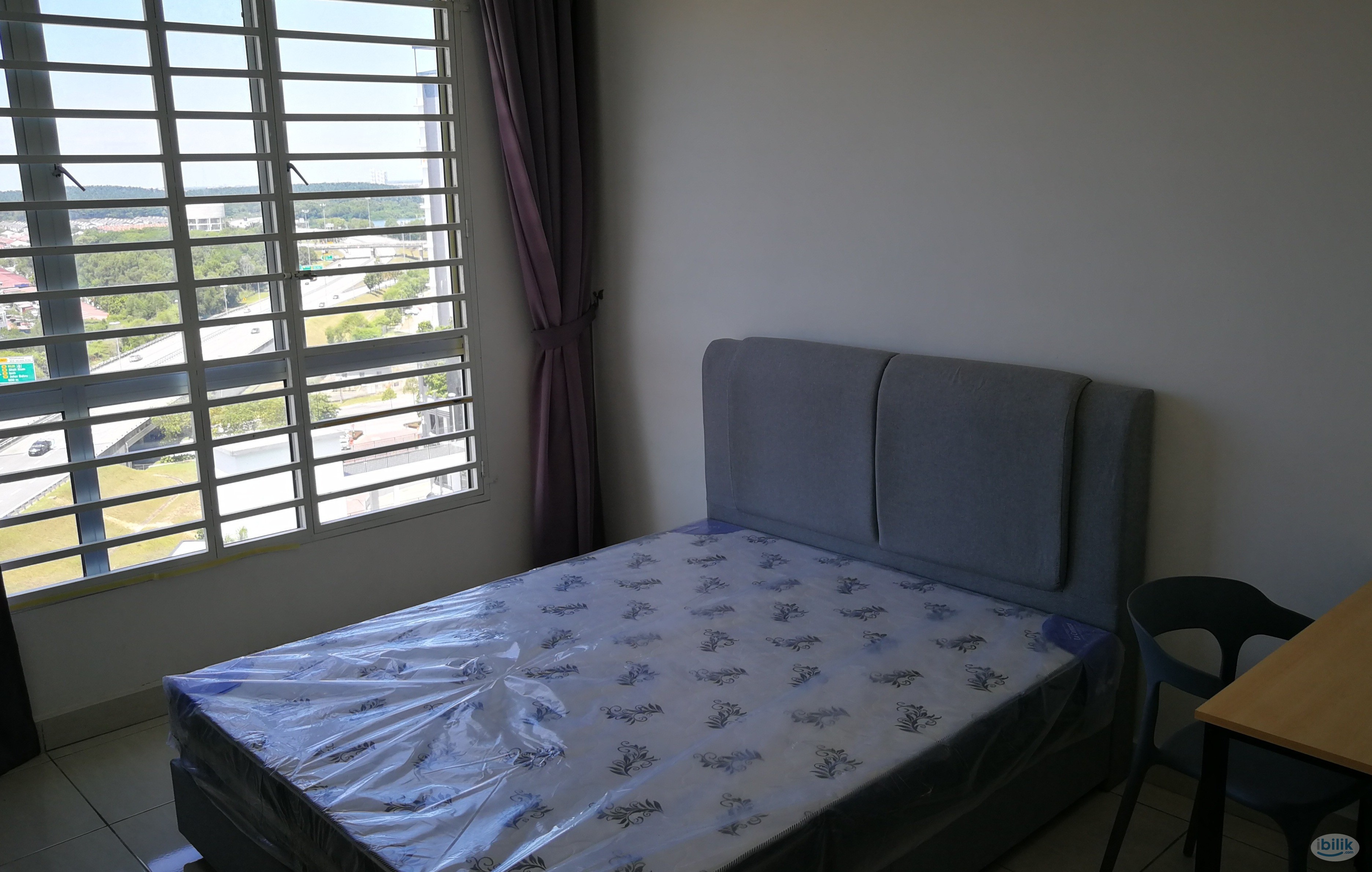 [Female only]Middle Room at BSP 21,Bandar Saujana Putra near Mahsa, KLIA, Rimbayu, Telok Panglima Garang, Jenjarom, Kota - Image 3