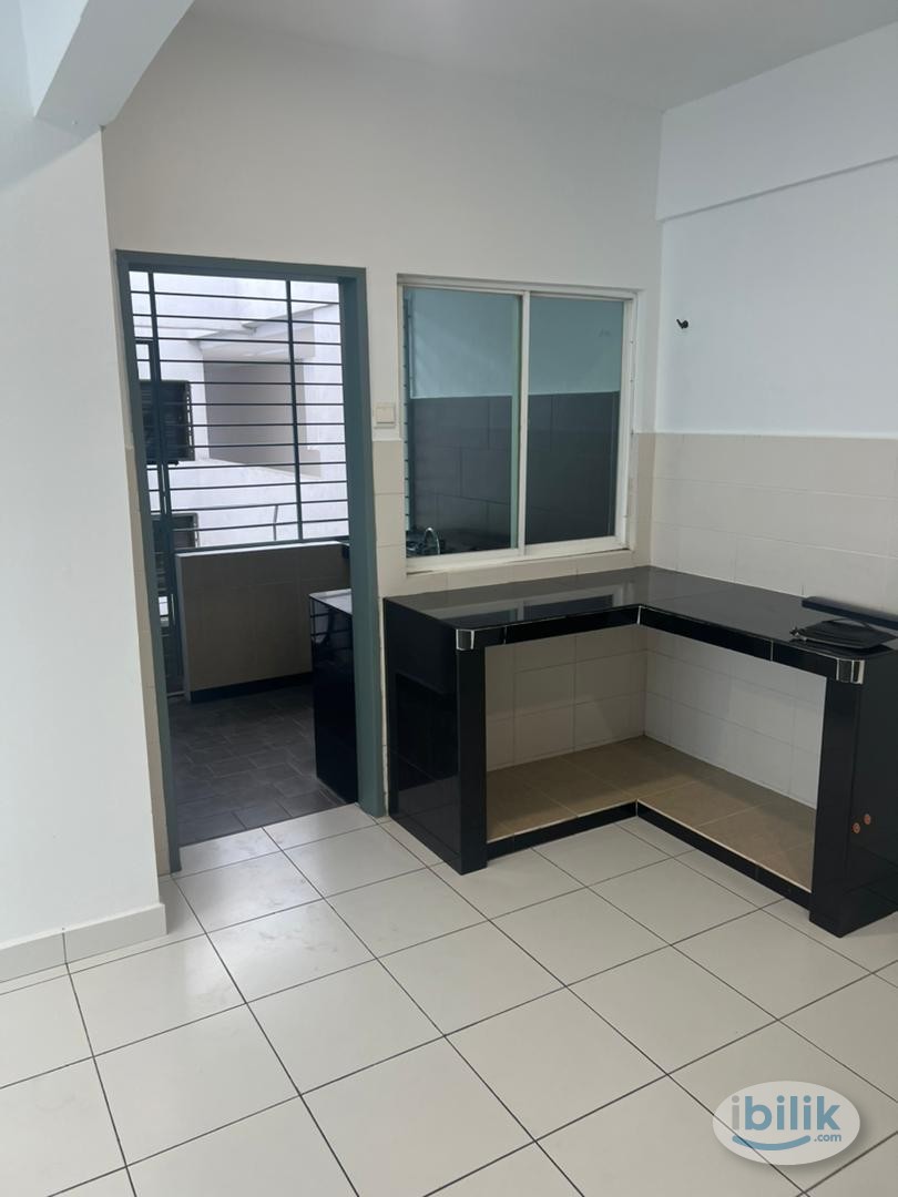 master bedroom c/w bathroom for rent near MRT Kepong Baru - Image 4