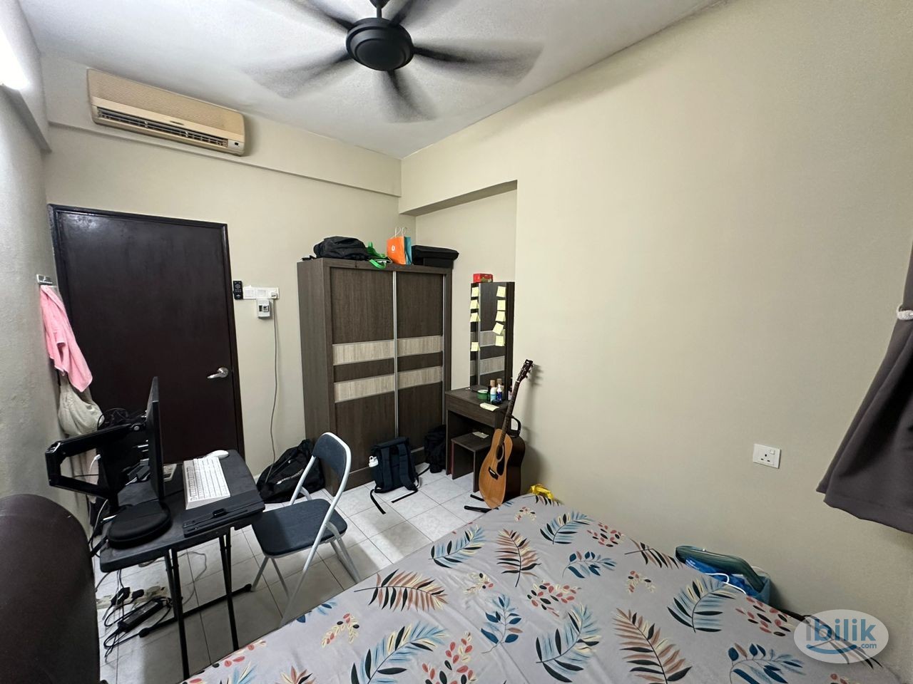 Middle Room at Gelugor, Penang - Image 1