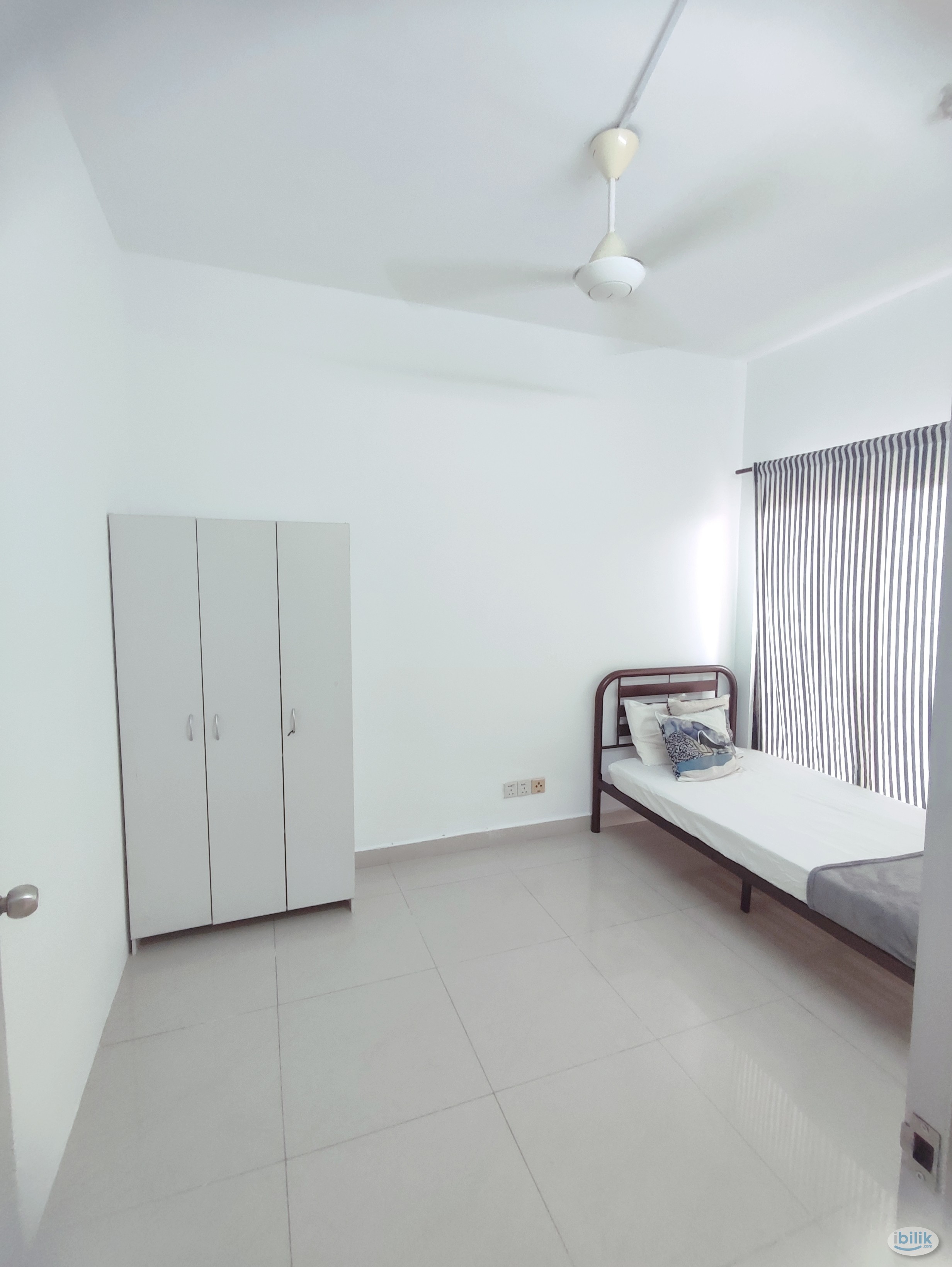 Female single room at Pelangi Utama condominium - Image 2