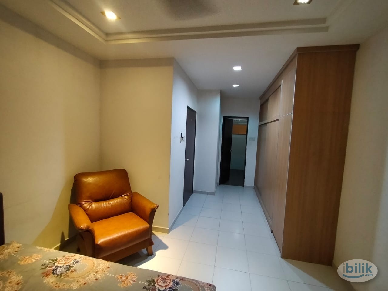 FEMALE UNIT[All Included] Big Master Room at Suria Jelatek Residence, Ampang Hilir 5 minutes to LRT Jelatek KLCC Gleneag - Image 1