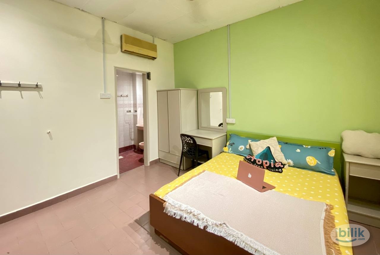 [Hankyu] 11 mins 🚶‍♀️ Hospital Kuala Lumpur (HKL) Room with Private Bathroom in Chow Kit Near to Titiwangsa - Image 1