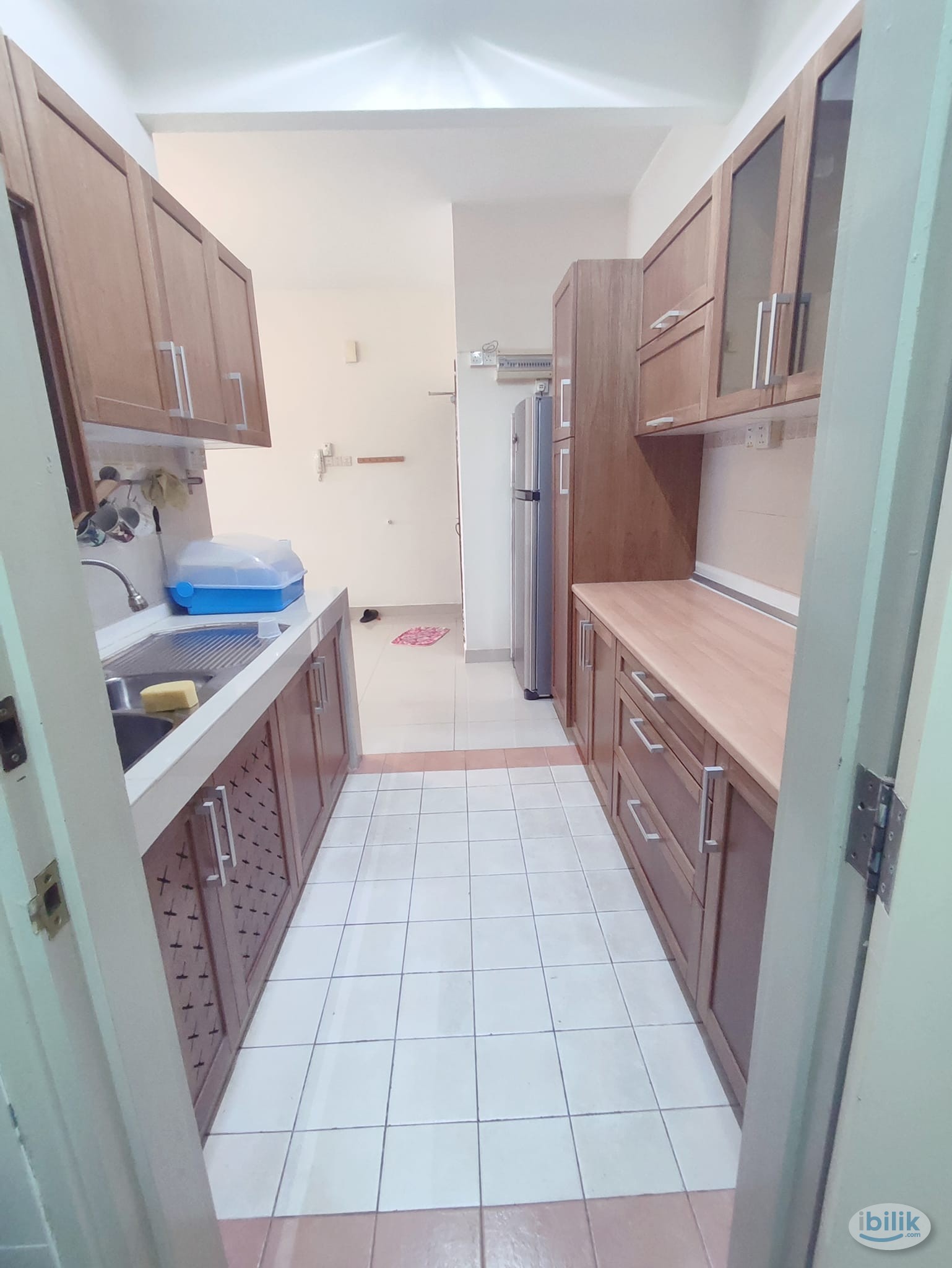 Master room available at pelangi utama - Image 2
