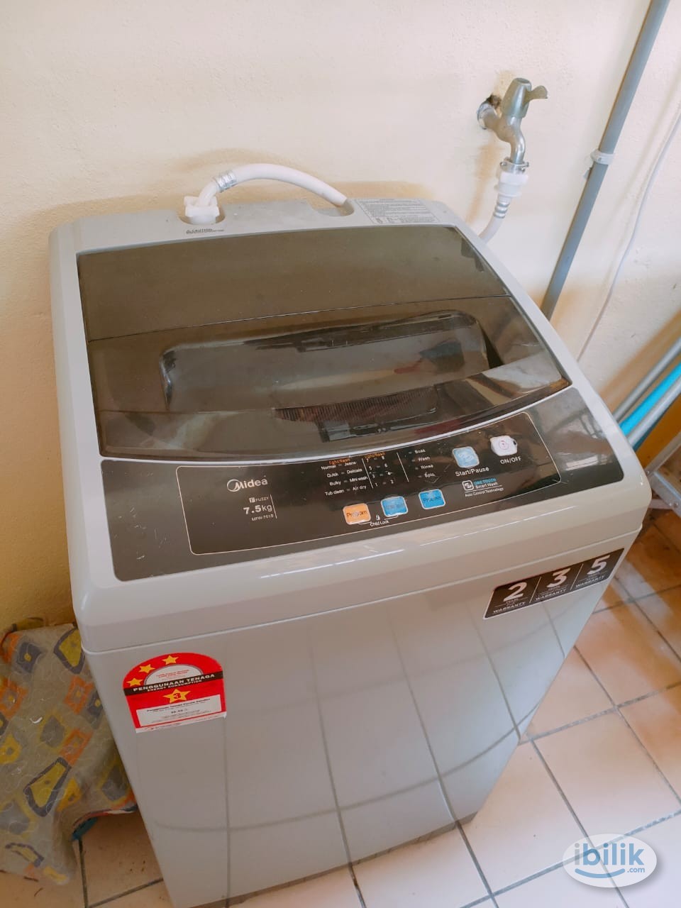 Middle Room at Sri Dahlia Apartment, Kajang - Image 4