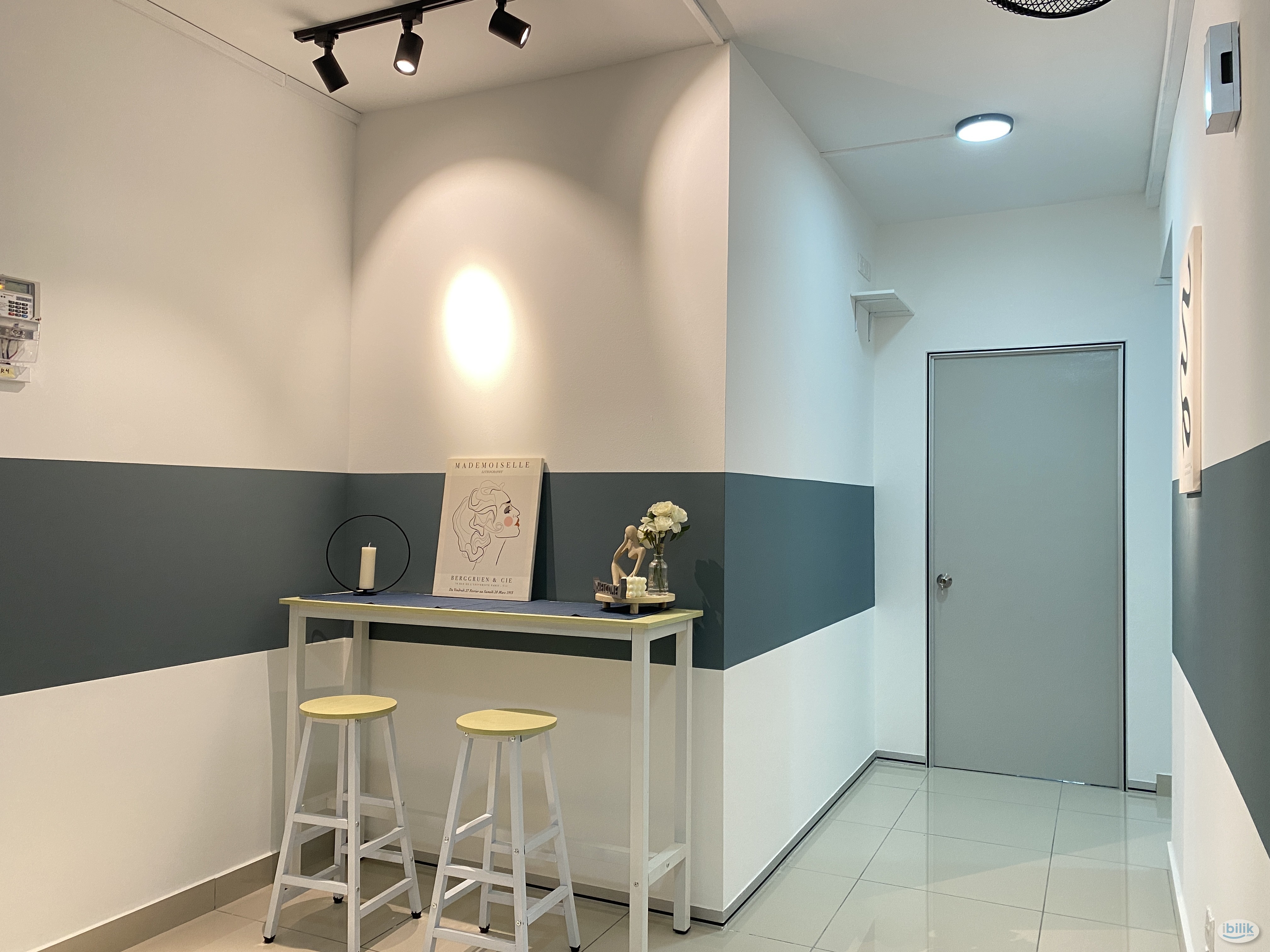 Lakeview Balcony room at Mizumi Residences, Kepong - Image 4