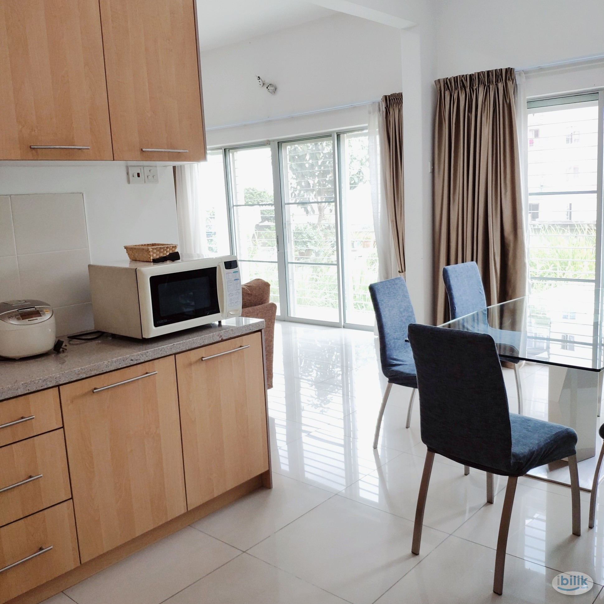 Middle Room with 2 Single Beds, 24 Hour Safe Security near Mines, Balakong, Serdang Raya, UPM, Univ 360, IOI City Mall,  - Image 3