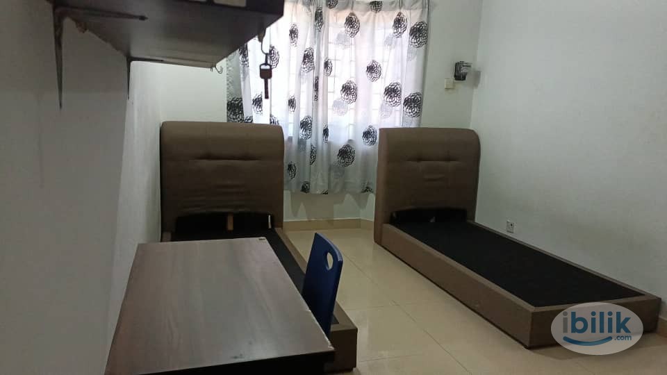 Middle Room at USJ 2, UEP Subang Jaya - Image 3
