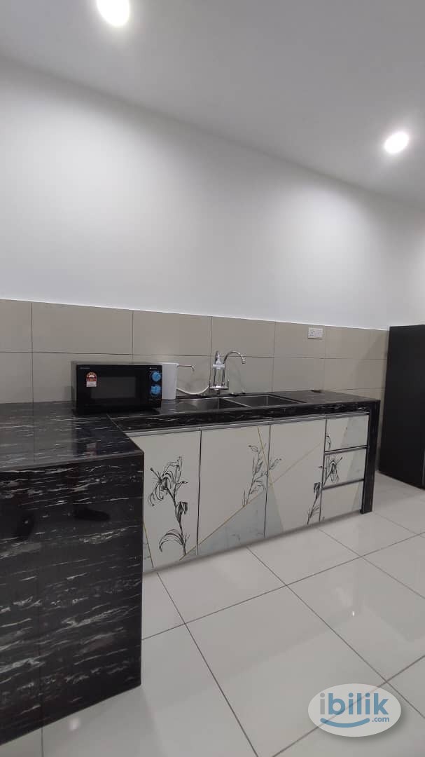 NEW FURNITURE! FREE WIFI+UTILITIES, Middle Room at The Havre, Bukit Jalil - Image 4