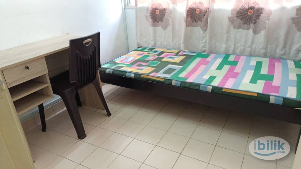 Room at USJ 2 ( LRT Station), UEP Subang Jaya - Image 4