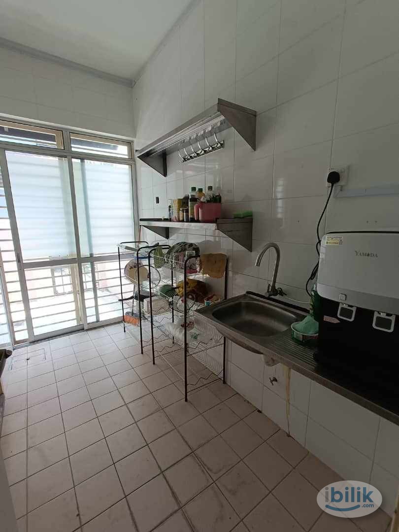 🤩🤩Medium room at Setia Impian near to  Setia city mall , 99 speedmart ,restaurant , jaya grocer , setia eco ardences , t - Image 4