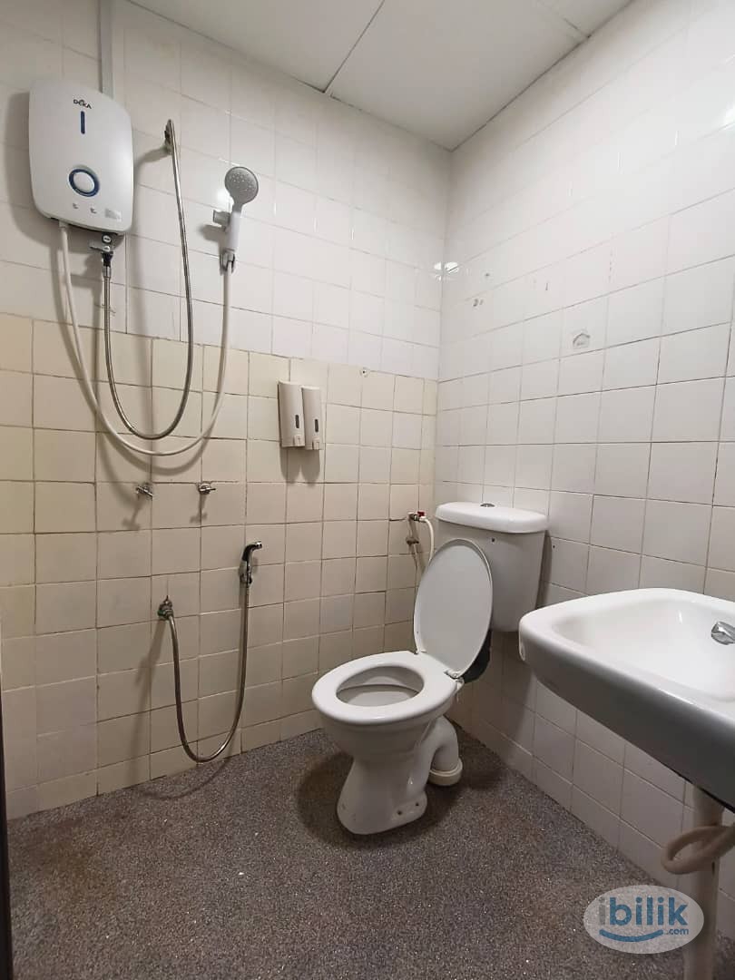 📍KSL ROOM ROR RENT✨LOW DEPOSIT✨Master Room at Taman Century Nearby KSL Johor Bahru, Johor - Image 3