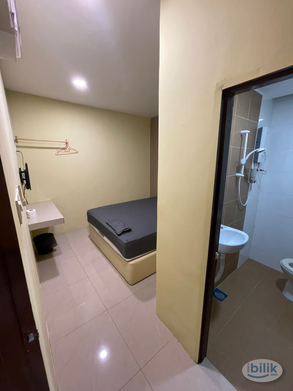 📍JB KSL ROOM FOR RENT📣LOW DEPOSIT📣Master Room Walking Distance To KSL at Taman Century Garden  Johor Bahru, Johor - Image 3