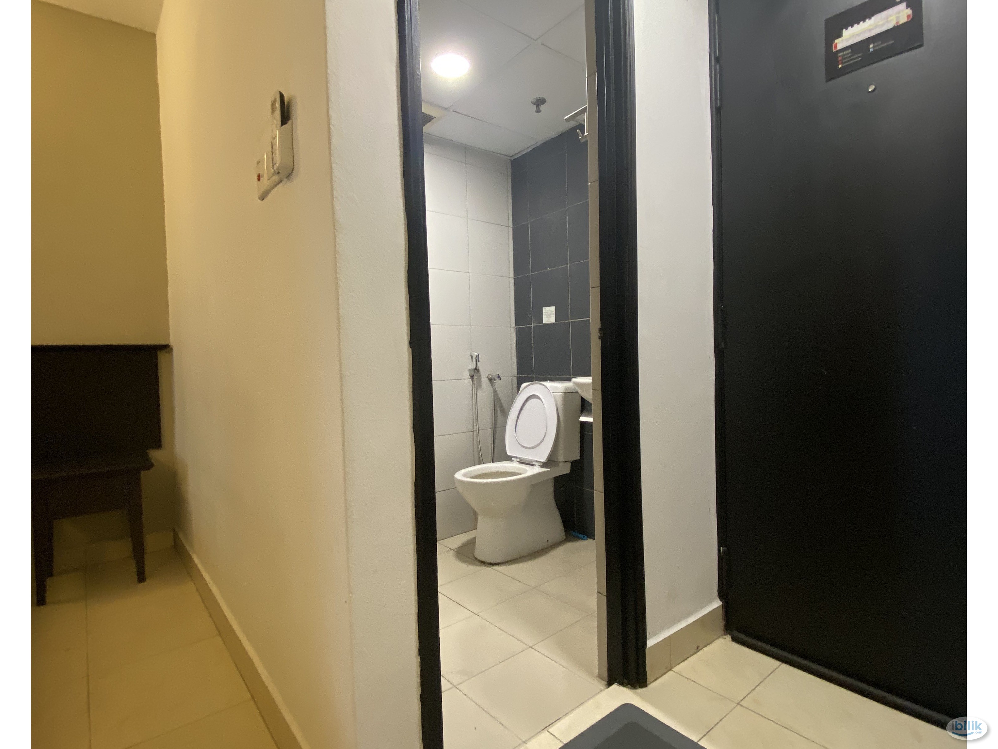 📱Zero Deposit Limited Period🔥Hot Are walking Distance to CIQ🧳Immediate Move In - Image 3