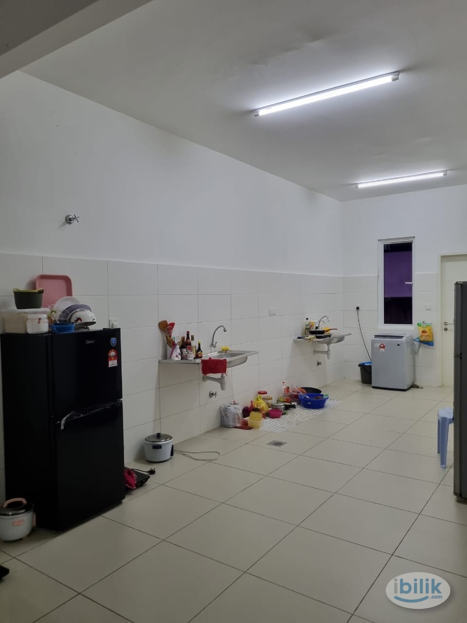 Middle Room at Sendayan, Seremban - Image 4