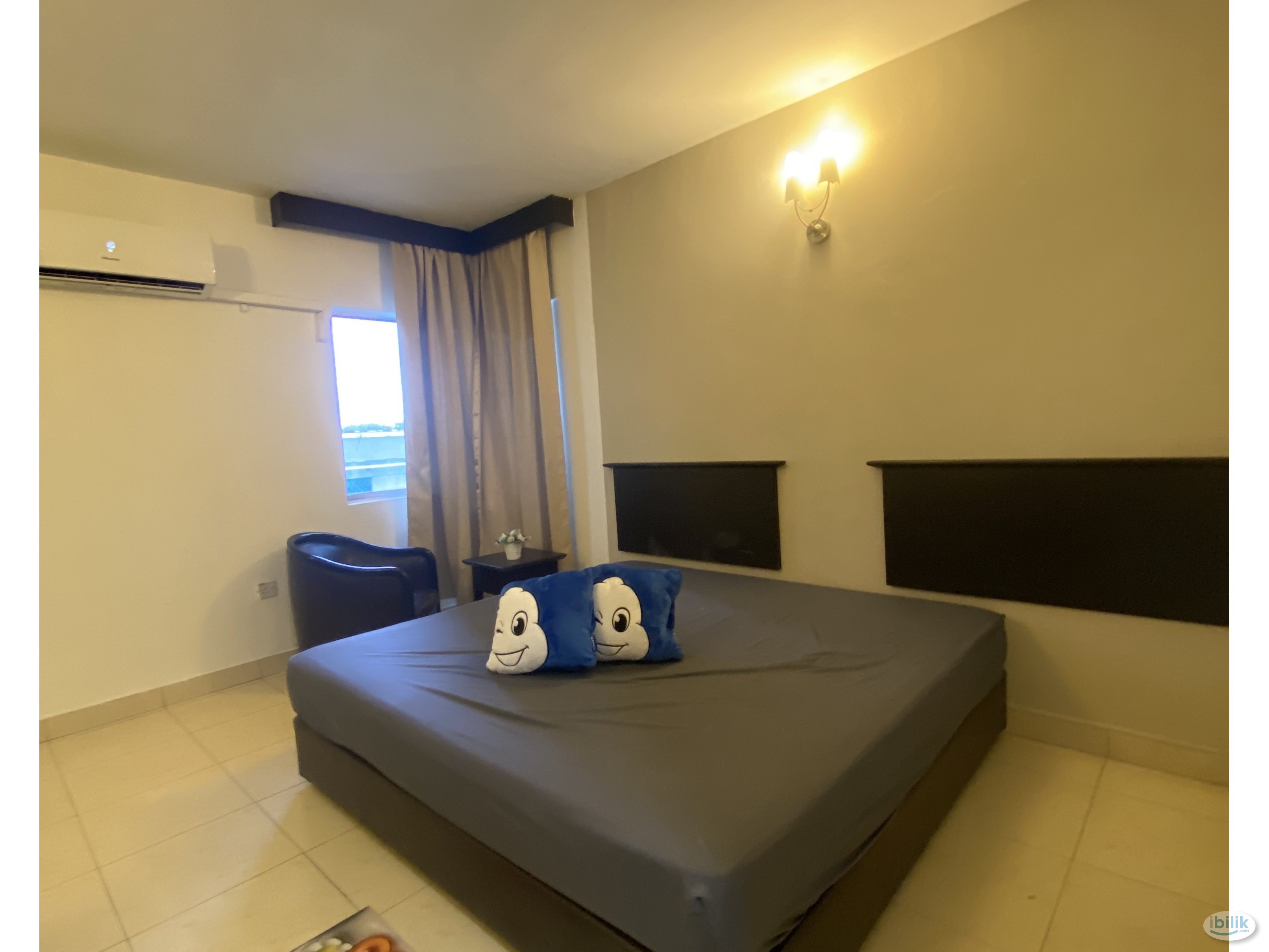 🎉🎉Town Area🛌Master Room walking distance 6Min to CIQ💰Low Deposit - Image 2