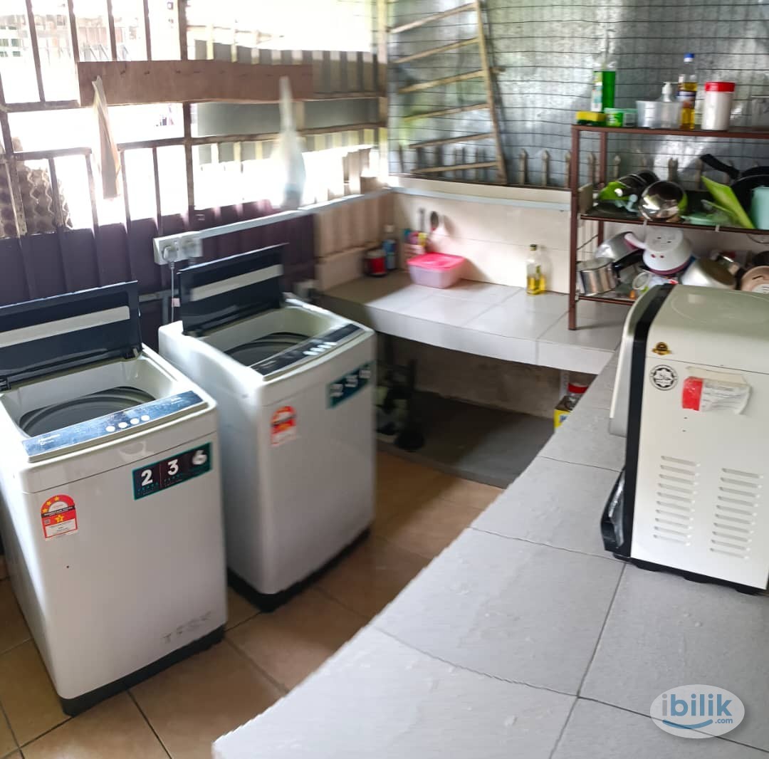 Middle Room at Section 1, Petaling Jaya - Image 3