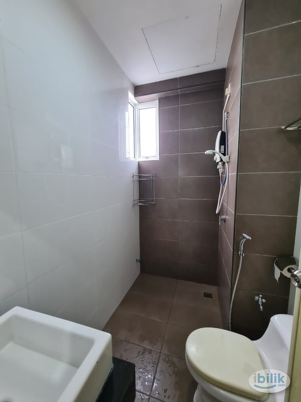 Spacious Master Room at Orange 3 Condo, Butterworth (Bagan Ajam) - Image 2