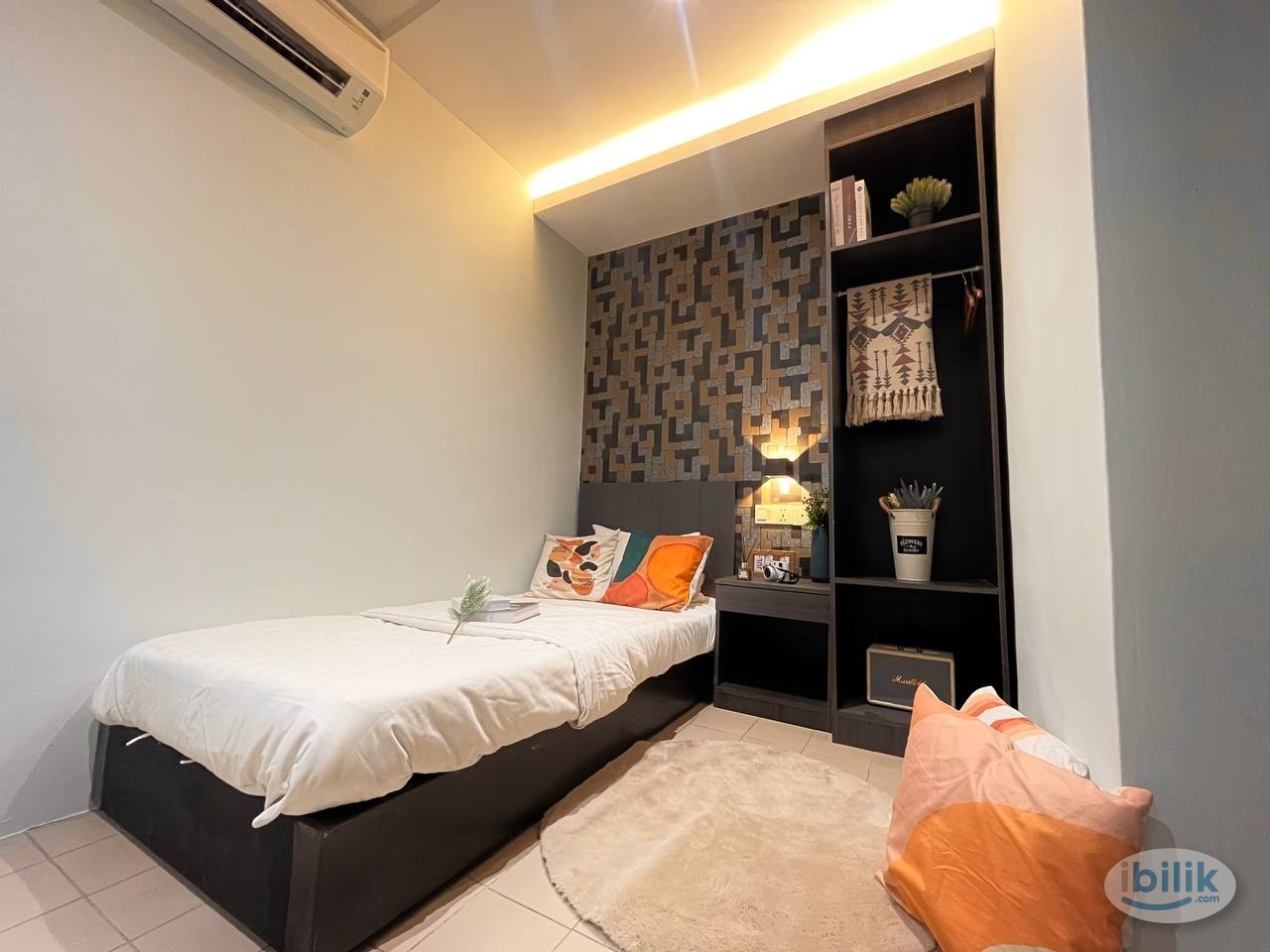 Single Room at Bandar Sunway, Petaling Jaya - Image 1