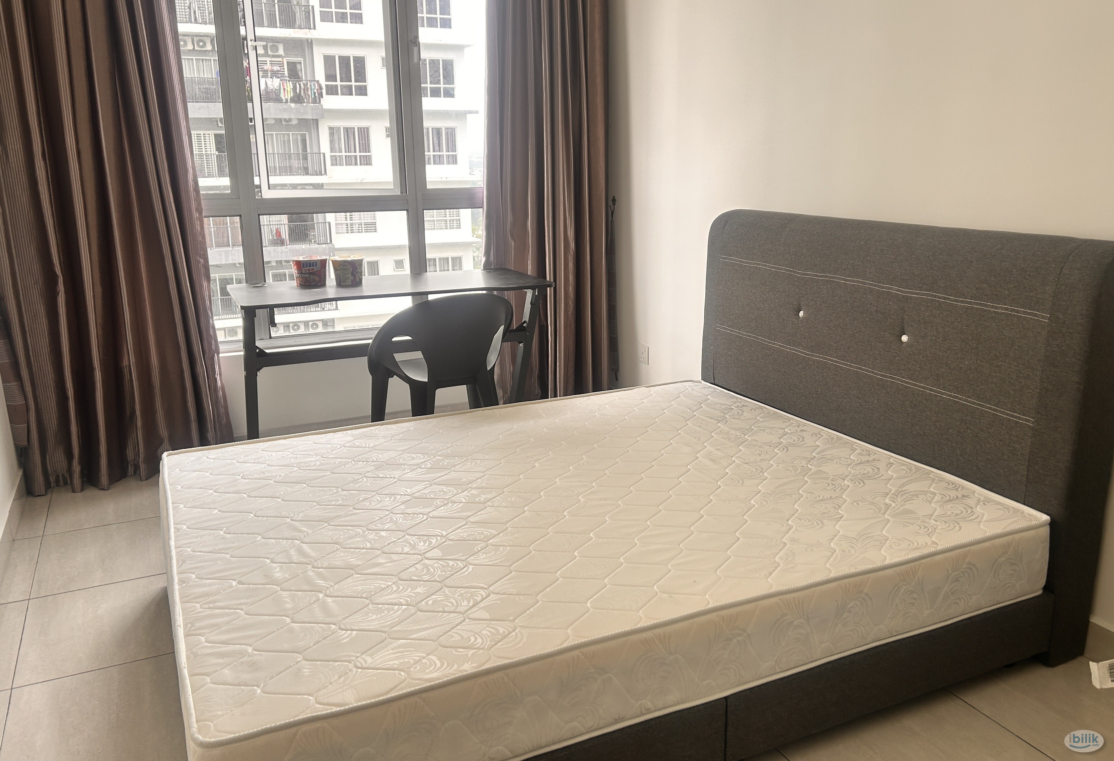 Middle Room at BSP 21, Bandar Saujana Putra, Mahsa, KLIA, Rimbayu, Kota Kemuning - Image 1
