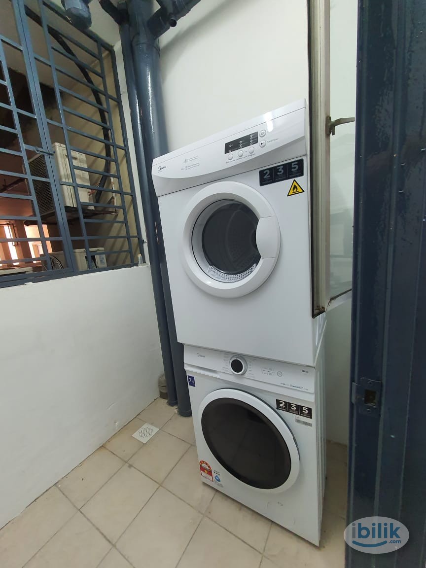 MALE 🚹 Unit only Middle Room at SUBANG, Walking distance to BRT, Walking distance to Damen Usj, Segi University, Mydin S - Image 4