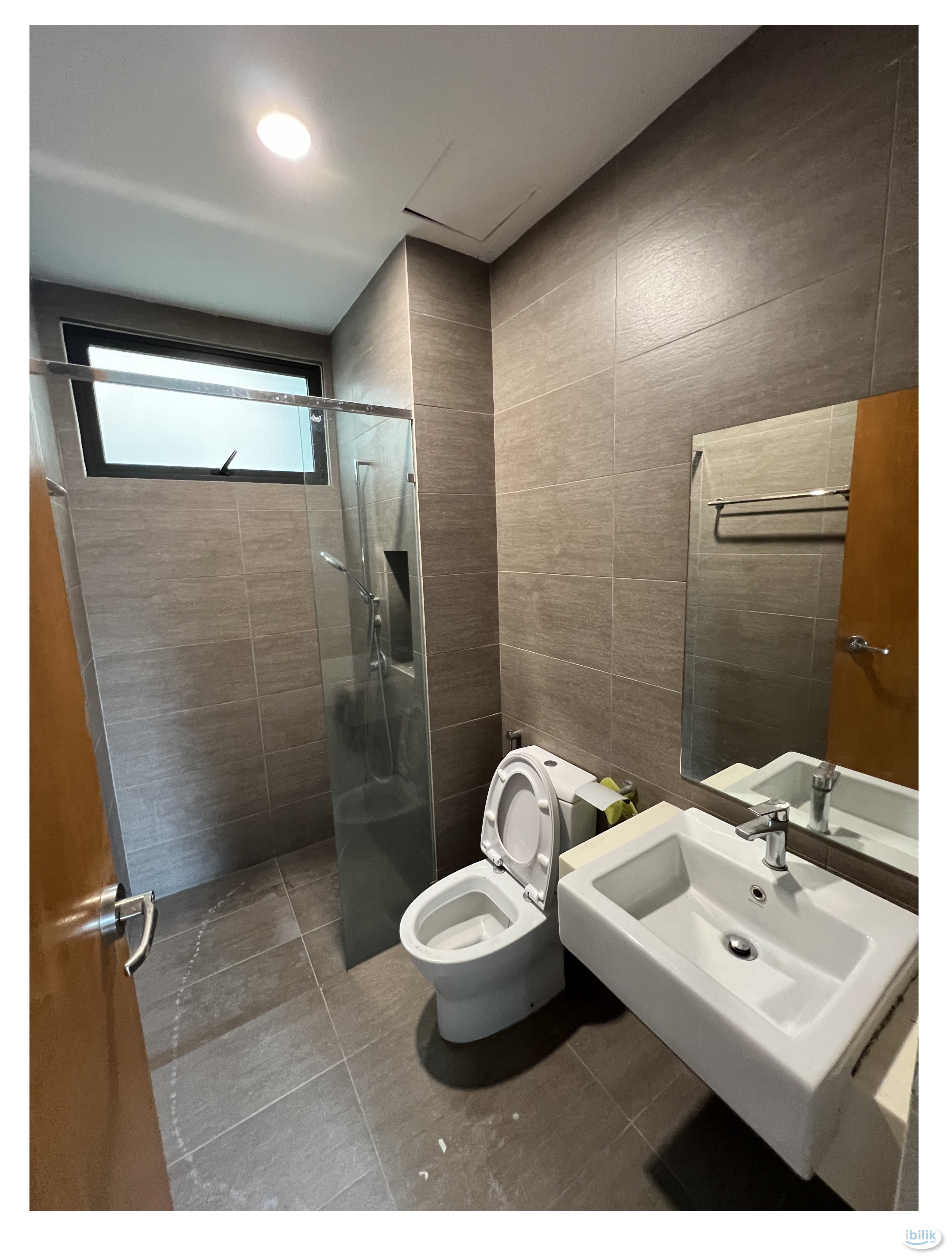 Middle Room at Citizen, Old Klang Road - Image 3