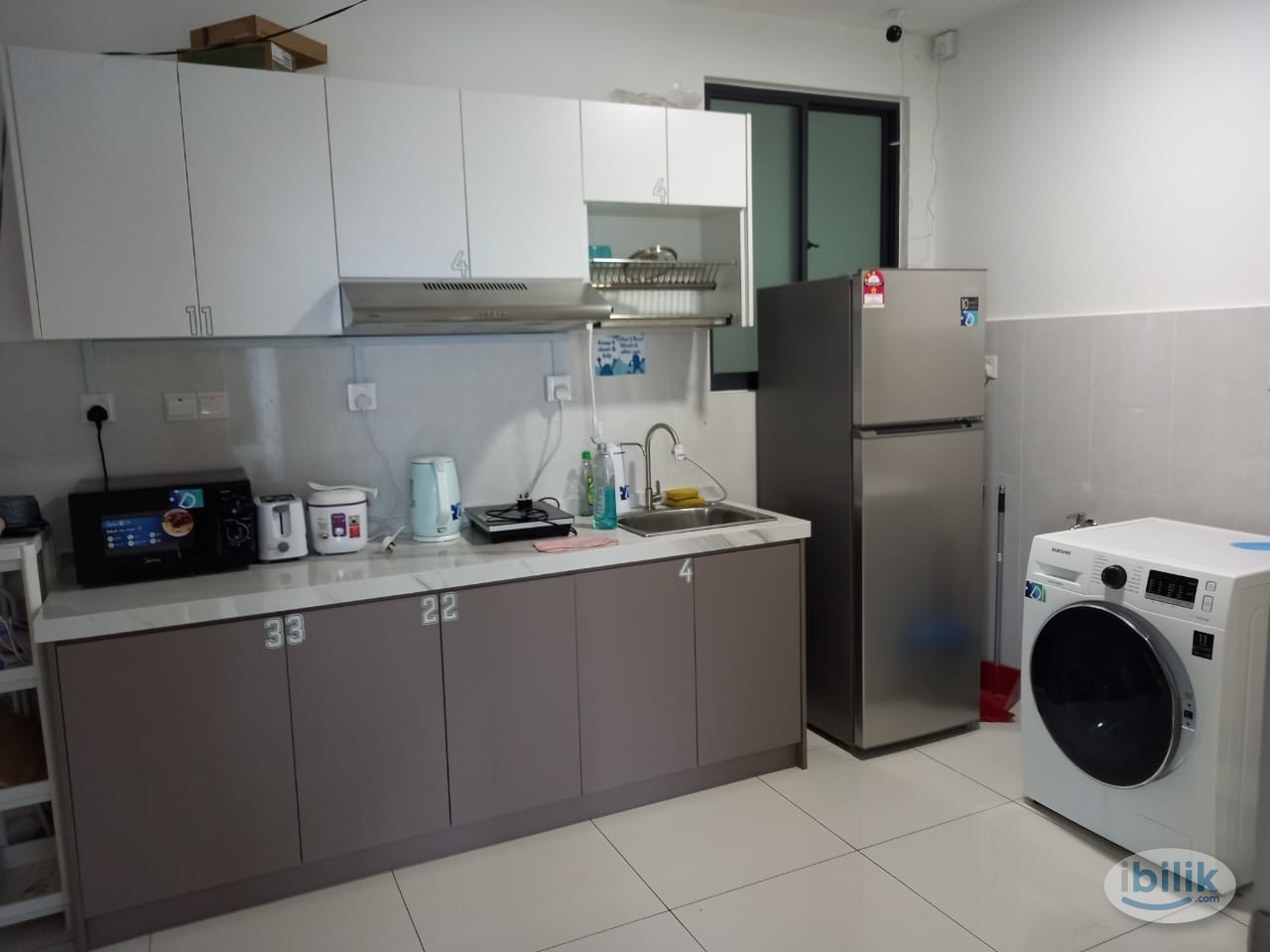 Middle Room at Greenfield Residence, Bandar Sunway - Image 4