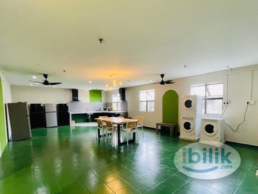 Nearby lrt 🚝 ，low deposit Room For Rent in Bandar Puchong jaya ‼️ - Image 1