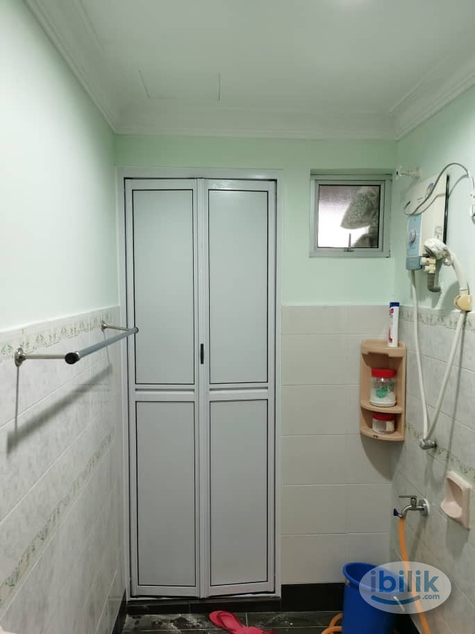 USJ18 Cozy Room attached bathroom - Image 4